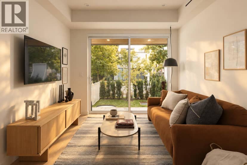 2 2063 E 13TH AVENUE, Vancouver