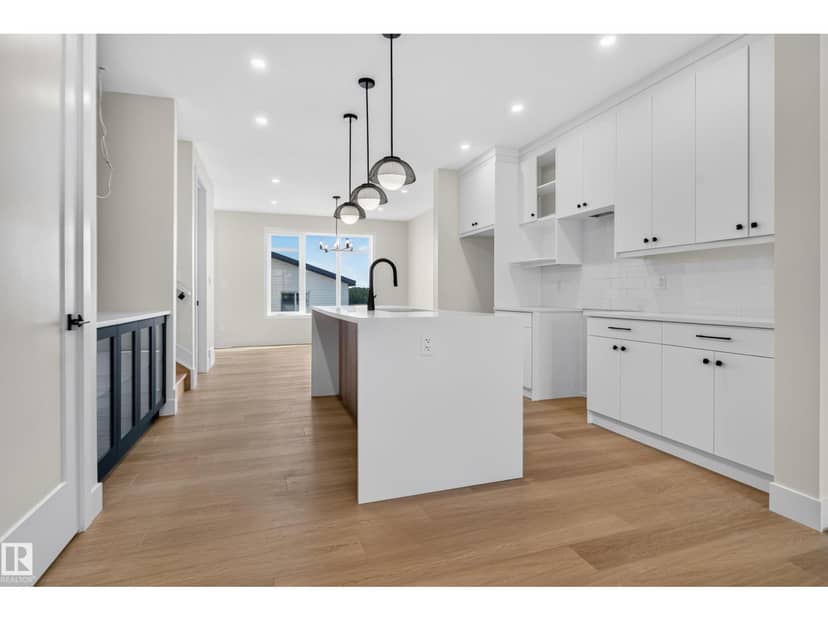 18707 130 ST NW — photo 10 of 40