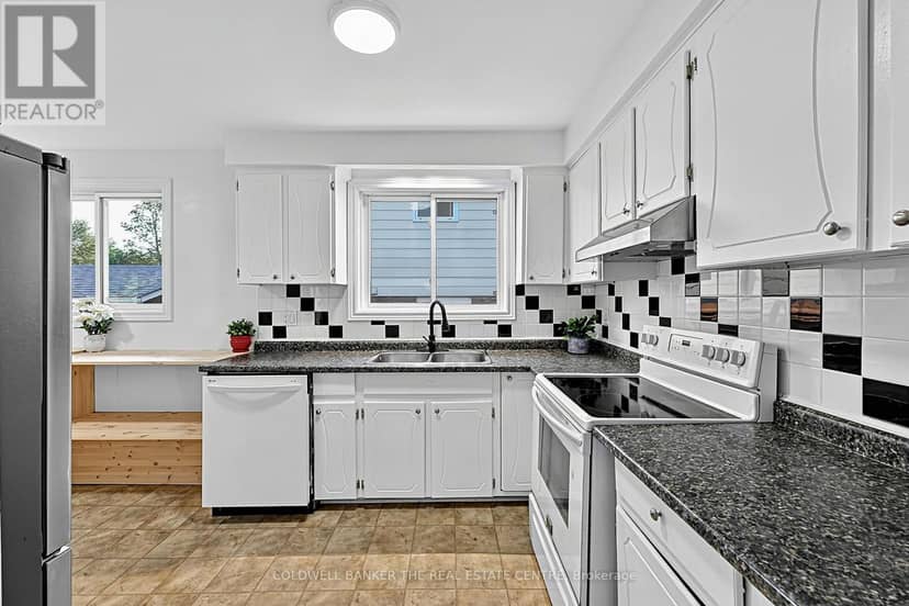 39 Highcroft Road — photo 9 of 30