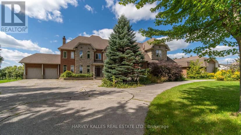 7472 Ashburn Road, Whitby, photo 2