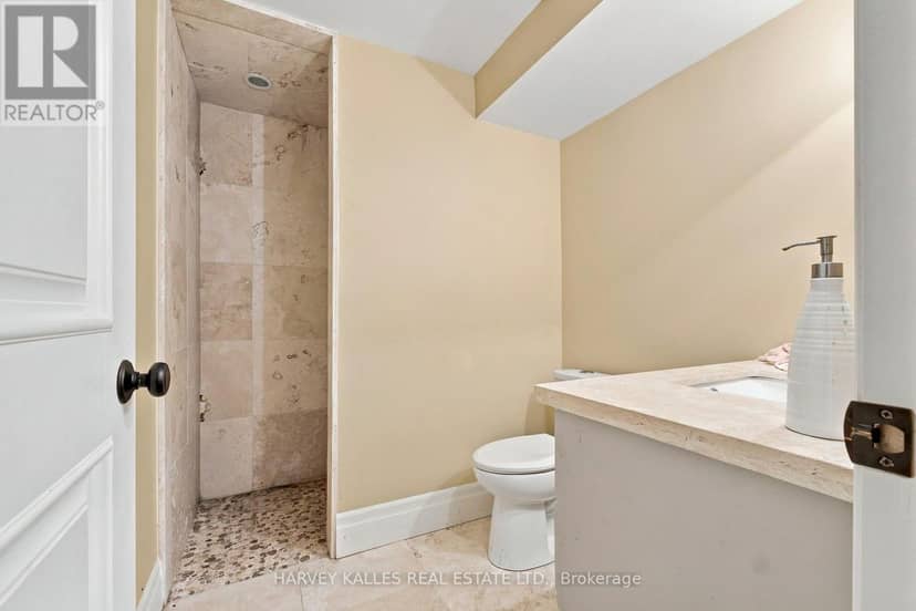 7472 Ashburn Road — photo 39 of 40