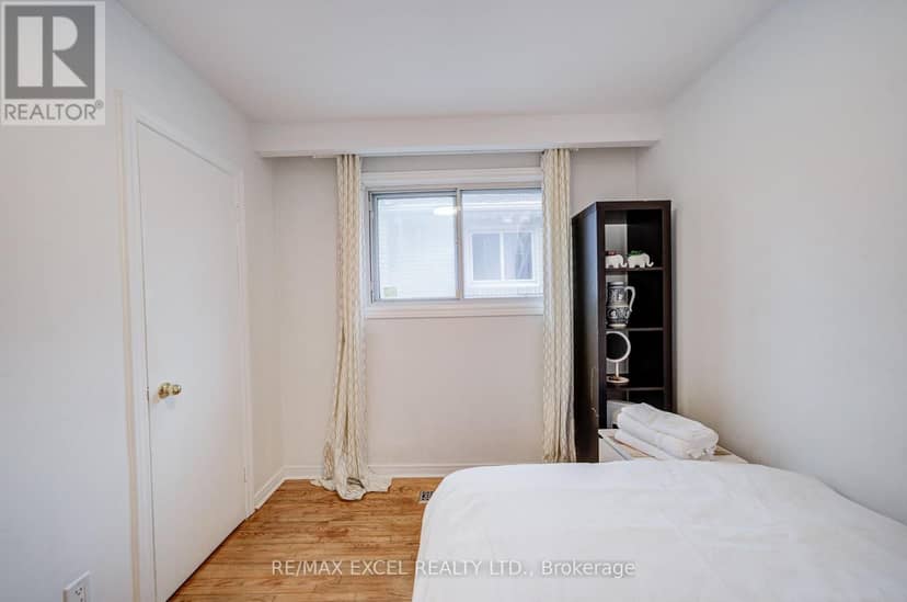 155 Edmonton Drive — photo 20 of 40