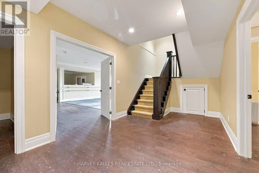 7472 Ashburn Road — photo 31 of 40