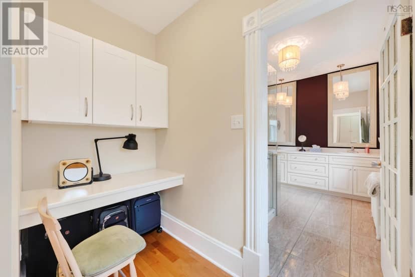 56 Whitney Avenue — photo 33 of 40