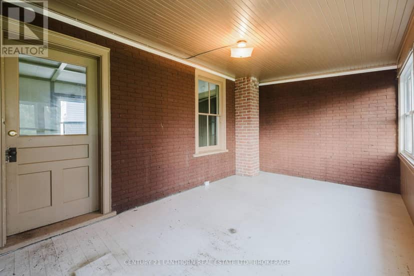 64 Green Street, Deseronto, photo 5