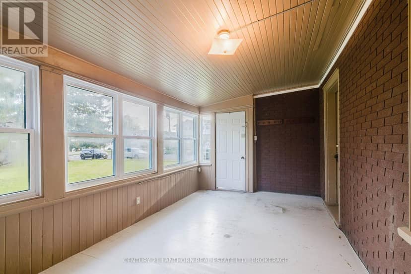 64 Green Street, Deseronto, photo 6
