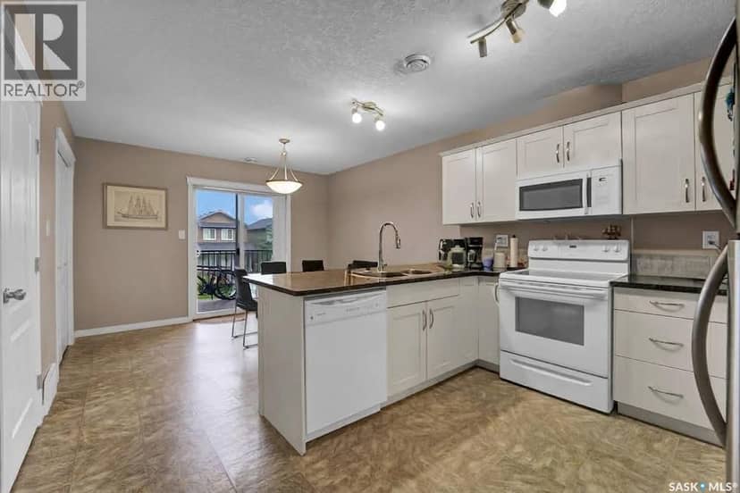403 103 Klassen CRESCENT, Saskatoon, photo 8