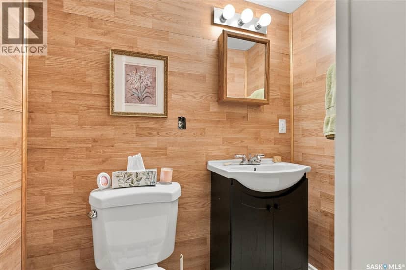 23 547 East Hampton BOULEVARD — photo 39 of 40