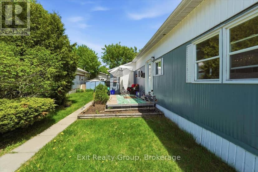 63 - 63 Whites Road — photo 16 of 19
