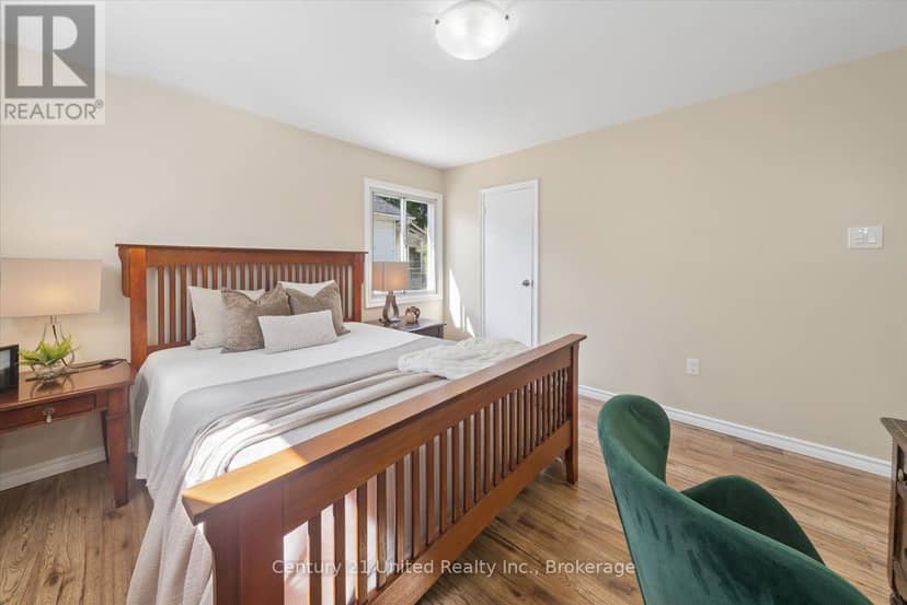 584 Wolfe Street — photo 19 of 32