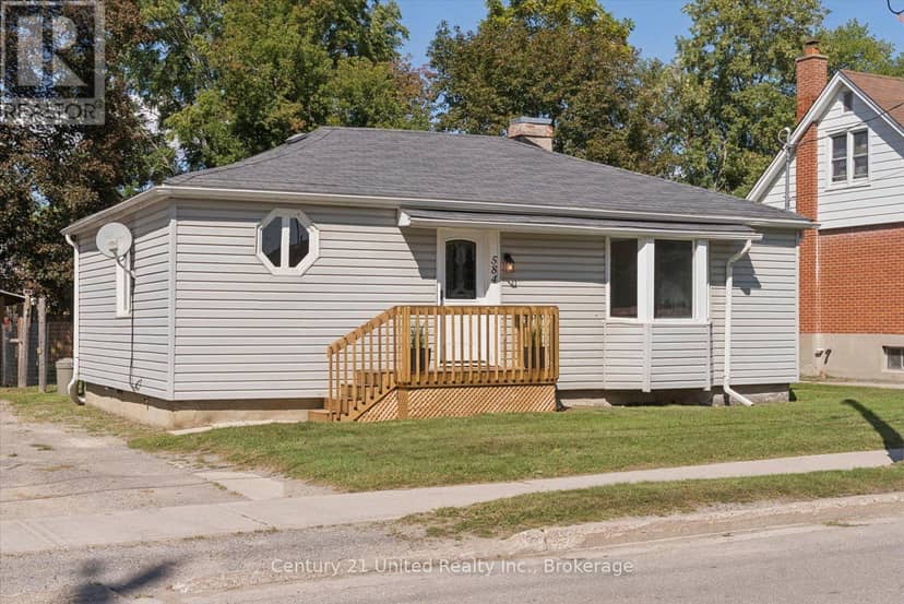584 Wolfe Street, Peterborough, photo 2