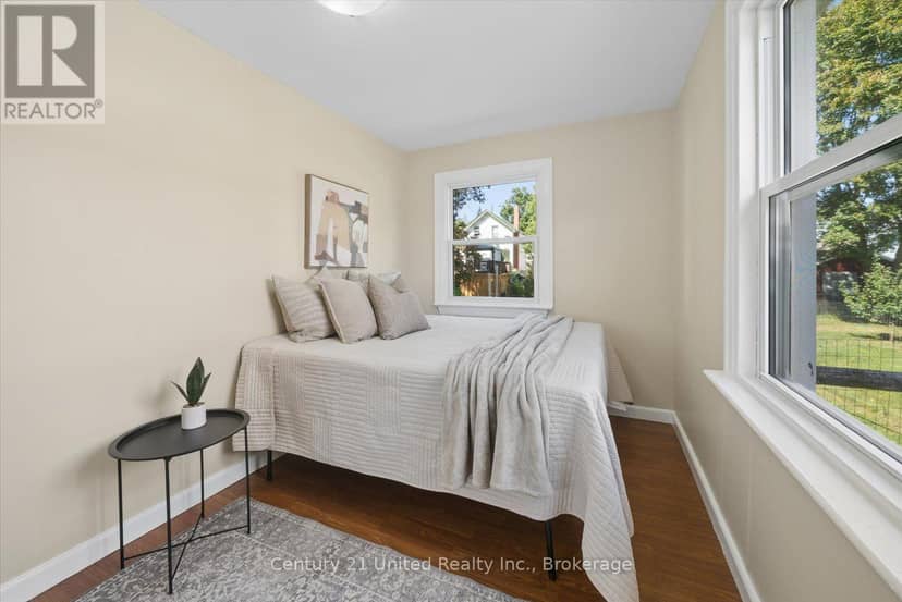 584 Wolfe Street — photo 21 of 32
