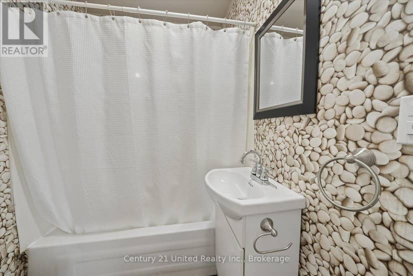 584 Wolfe Street — photo 24 of 32