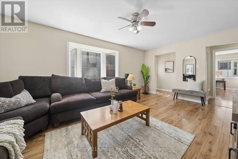 584 Wolfe Street, Peterborough, photo 8