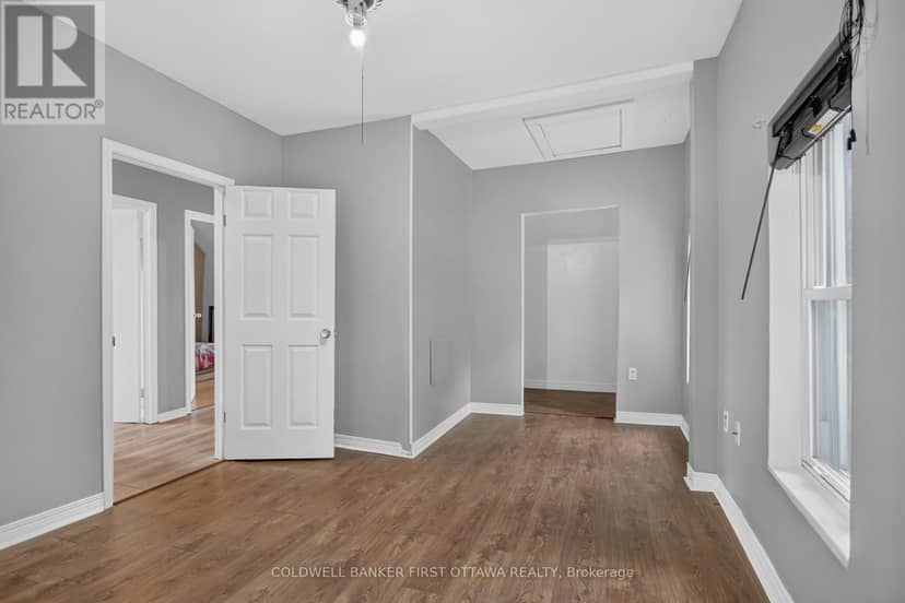 9 Maud Street — photo 16 of 23