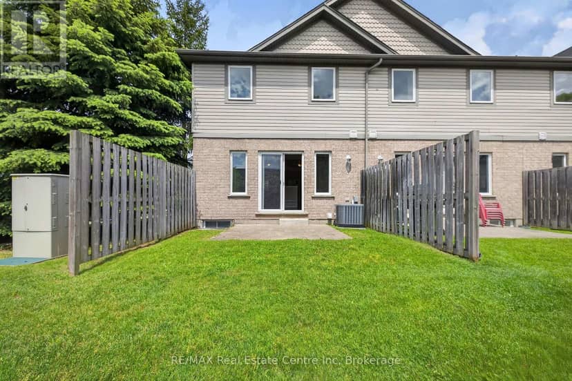 37 - 30 Vaughan Street — photo 32 of 40