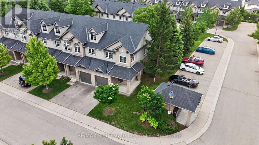 37 - 30 Vaughan Street — photo 6 of 40