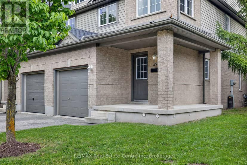 37 - 30 Vaughan Street — photo 7 of 40