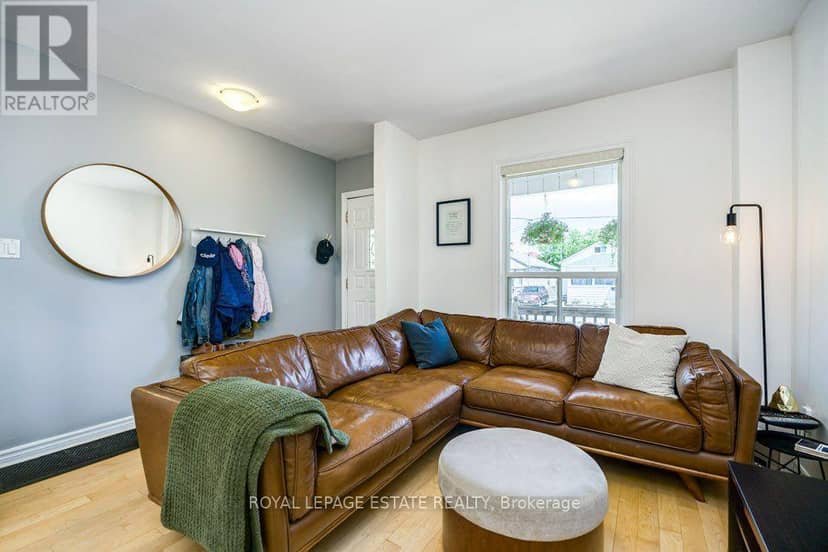 82 August Avenue, Toronto, photo 4