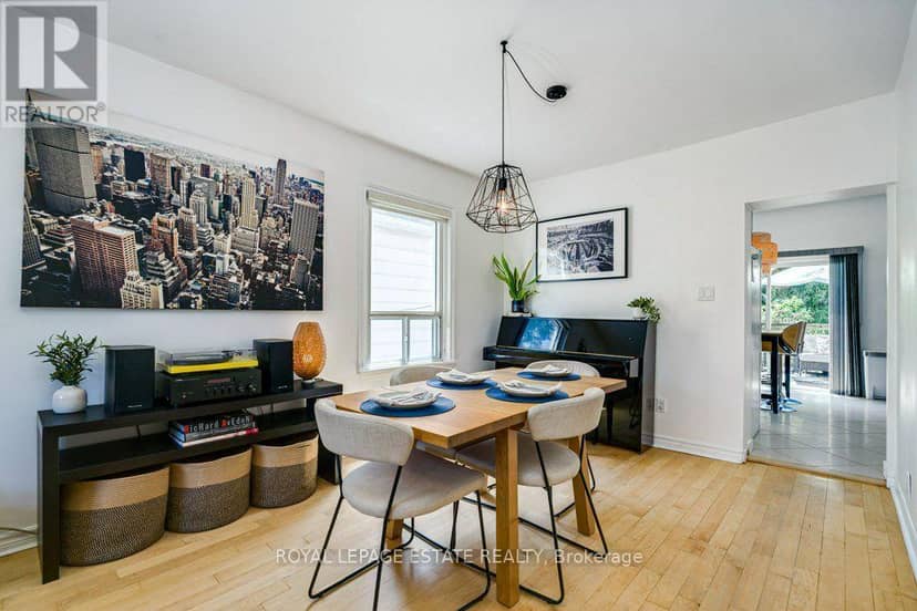 82 August Avenue, Toronto, photo 5