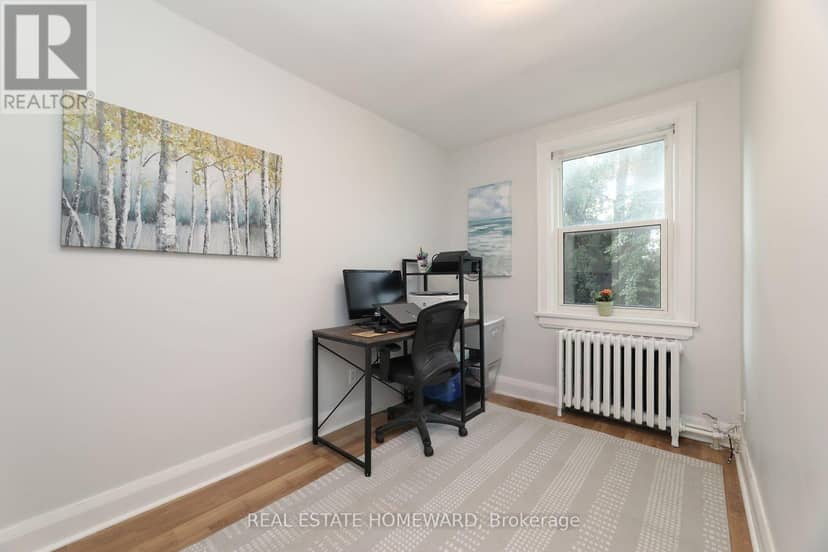 1 Pinegrove Avenue — photo 17 of 30