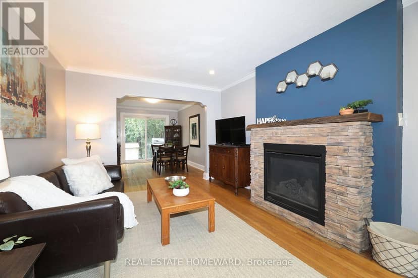 1 Pinegrove Avenue — photo 4 of 30