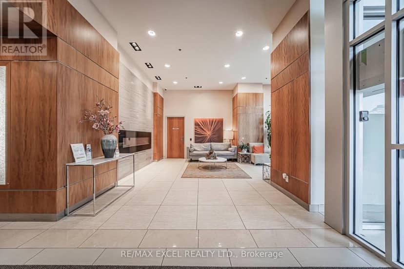 2304 - 50 Town Centre Court — photo 15 of 40