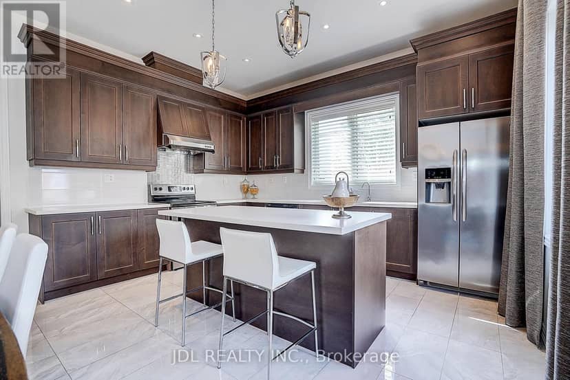 39 Jeffrey Nihda Crescent — photo 24 of 40