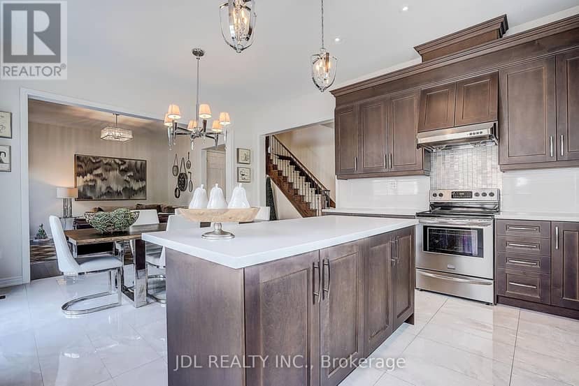 39 Jeffrey Nihda Crescent — photo 26 of 40