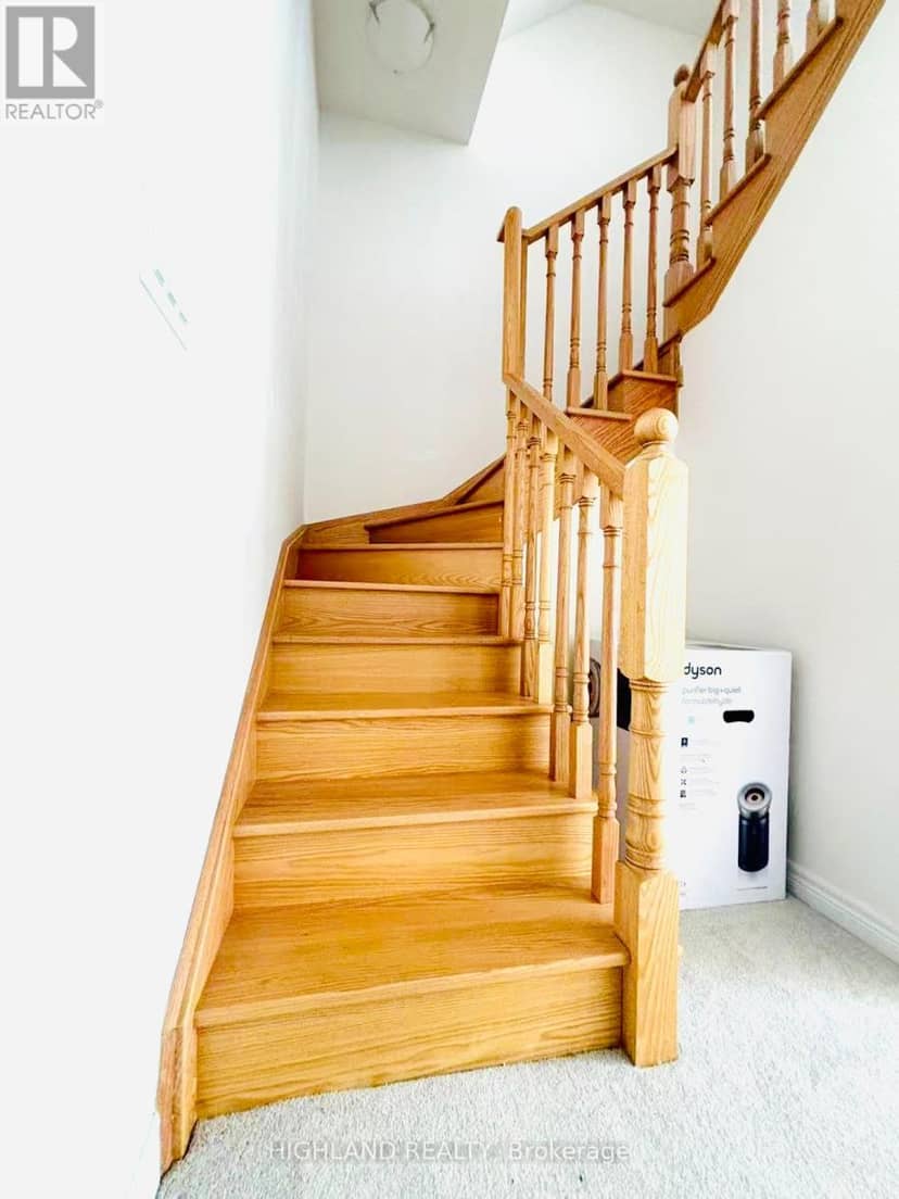 12 Robert Eaton Avenue — photo 9 of 23