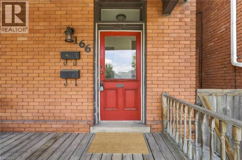 166 EMERALD Street S — photo 2 of 40