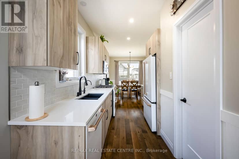 63 Melody Lane — photo 12 of 40