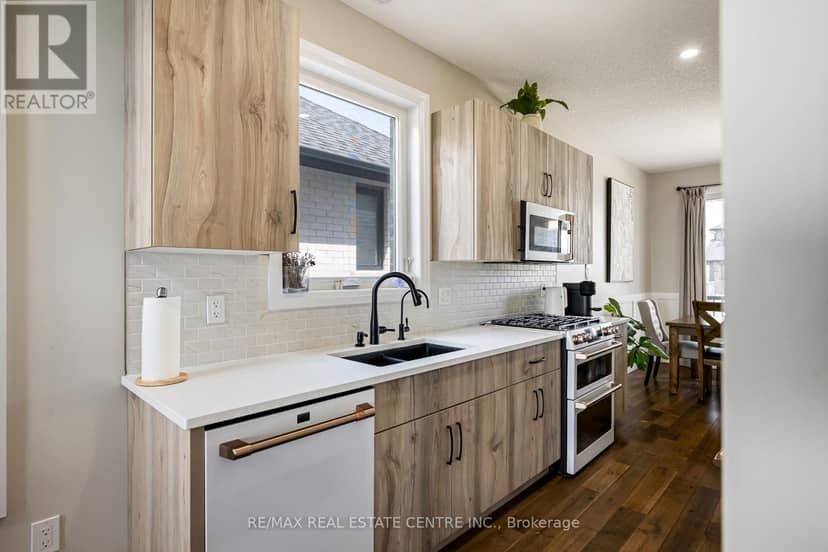 63 Melody Lane — photo 13 of 40