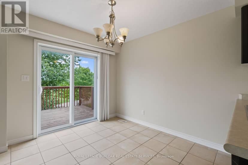 571 Champlain Avenue — photo 12 of 30