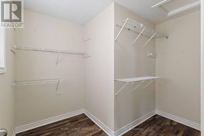 571 Champlain Avenue — photo 18 of 30
