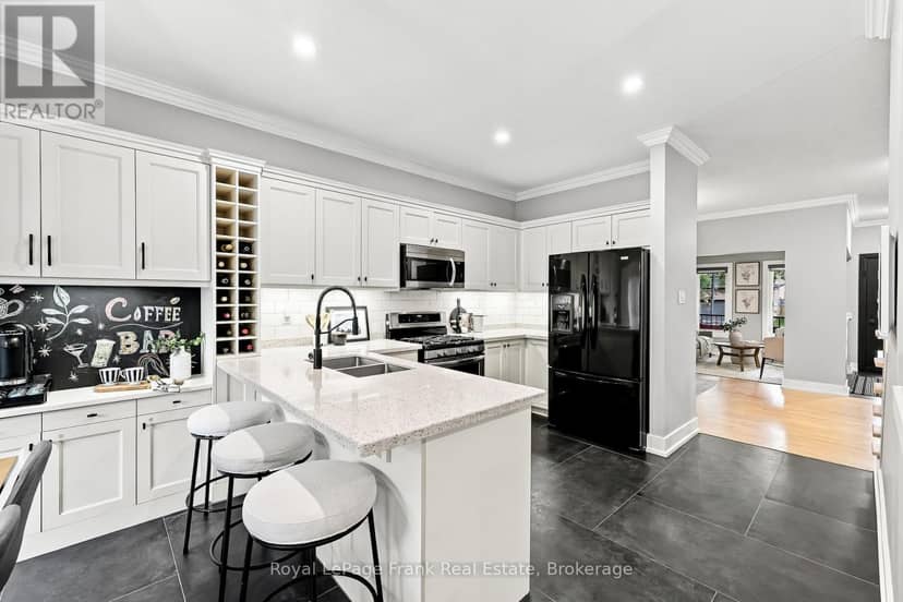 6 Foxbury Road — photo 10 of 40