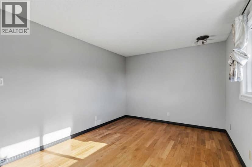 329 Ross Haven Drive — photo 11 of 22