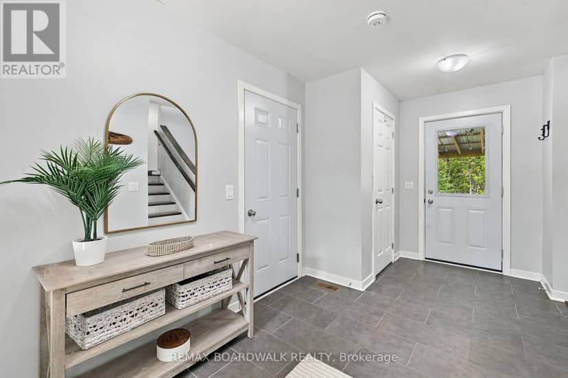 176 Maple Street — photo 4 of 40