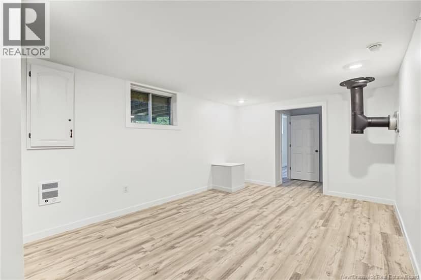 91 Bates Street — photo 23 of 40