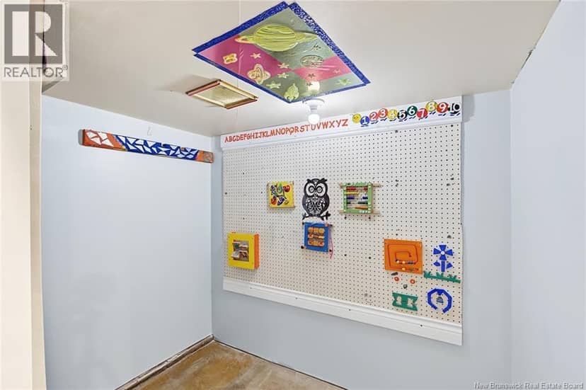 91 Bates Street — photo 26 of 40