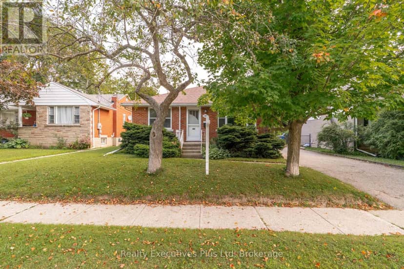 361 Metcalfe Street — photo 2 of 30