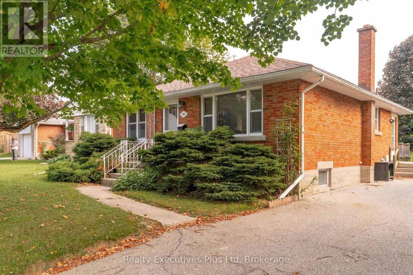 361 Metcalfe Street — photo 23 of 30