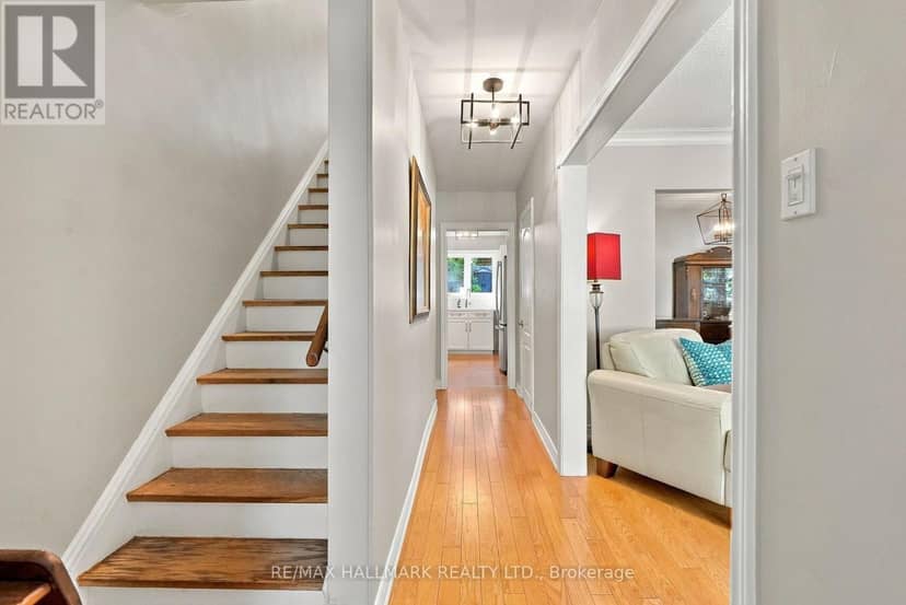 77 Glen Davis Crescent, Toronto, photo 7