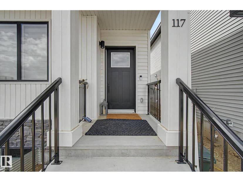 117 Brickyard Dr, Stony Plain, photo 2