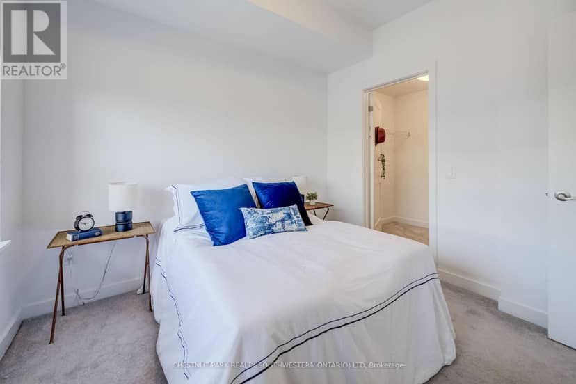 510 - 247 Northfield Drive E — photo 14 of 39
