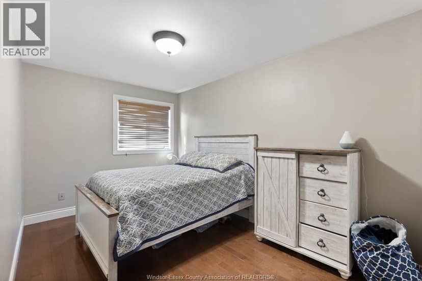 2085 Edgemore — photo 16 of 33