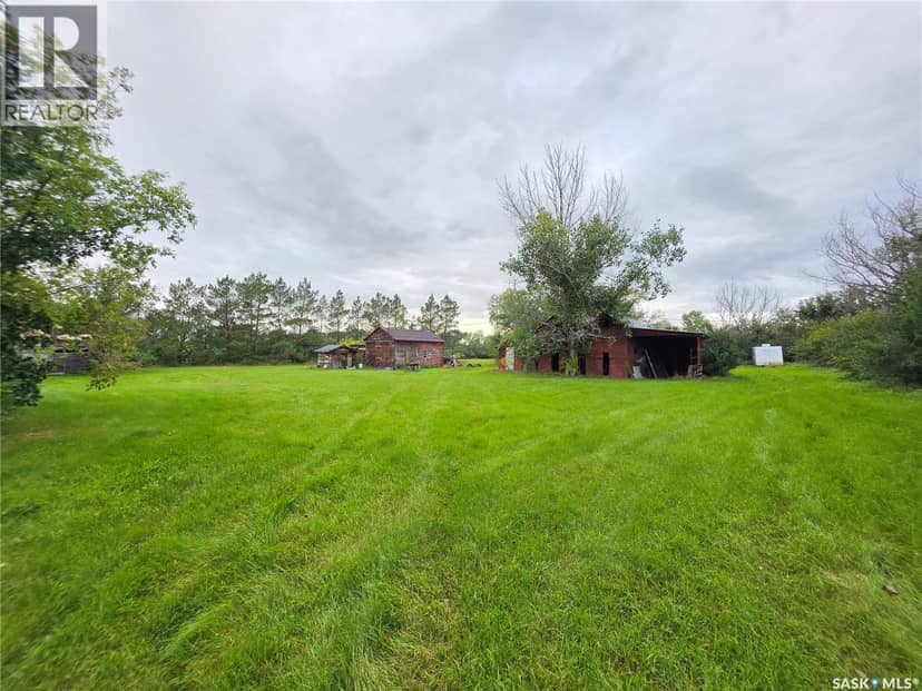 22 Maple AVENUE — photo 4 of 37