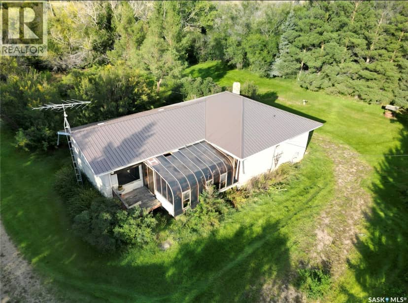 22 Maple AVENUE — photo 1 of 37