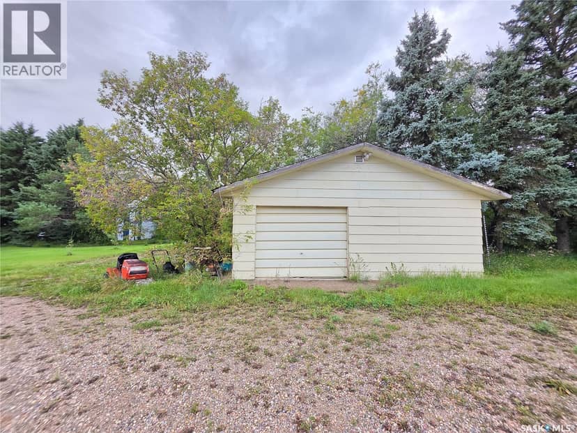 22 Maple AVENUE — photo 6 of 37