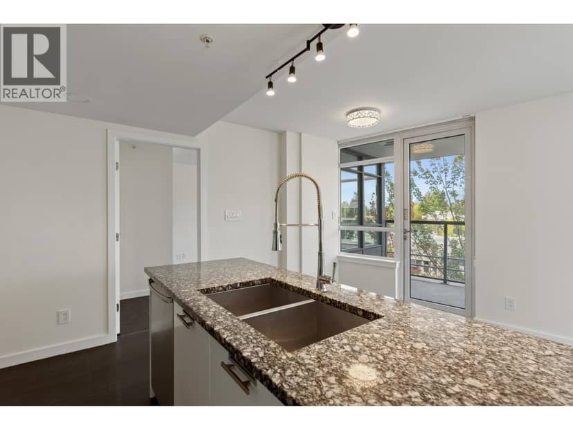 569 2080 WEST BROADWAY STREET, Vancouver, photo 8